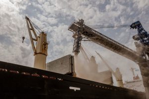 В апреле порты Украины перевалили 8,2 млн тонн грузов