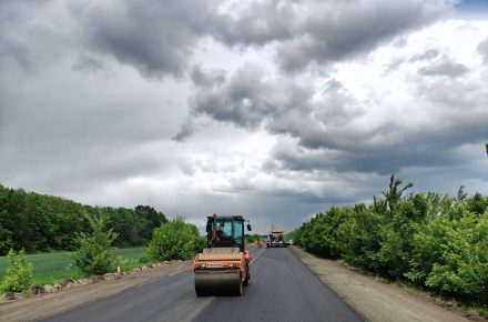 За сутки ликвидировано 130 тыс. м² повреждений на дорогах Украины