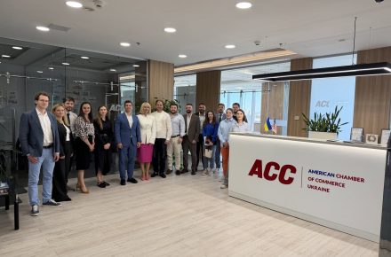 Минразвития и AmCham обсудили будущее транспортной отрасли Украины
