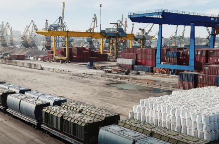 Украинским морским коридором перевезено 200 миллионов тонн грузов