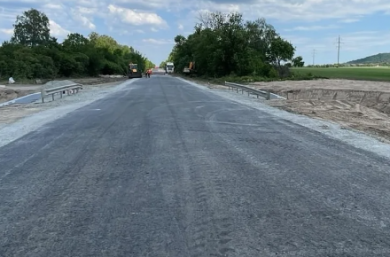Завтра будет открыто движение по участку дороги Н - 02 в Тернопольской области