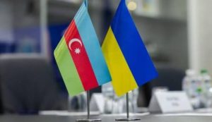 Кулеба обговорив з головою МЗС Азербайджану розвиток транспортного співробітництва і Середній коридор