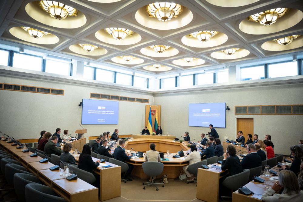 Литва розглядає можливість передачі резервних локомотивів Україні