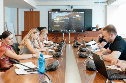 Минразвития и «Укрзализныця» обсудили с бизнесом альтернативные логистические маршруты для экспорта