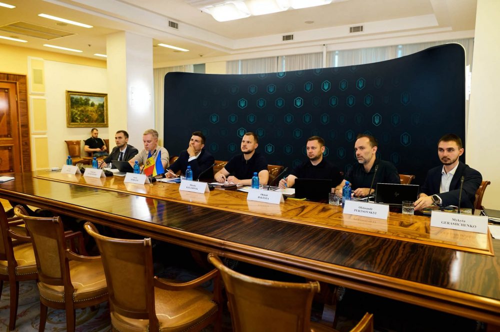 Украина и Молдова договорились развивать альтернативные маршруты для грузоперевозок