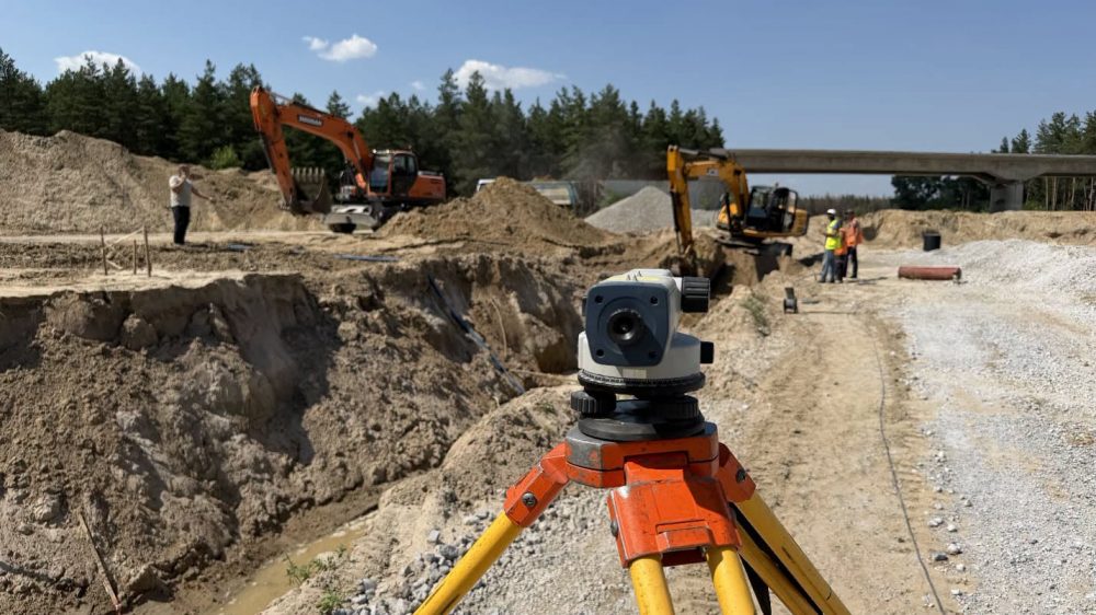 Продовжується будівництво дороги Н-31 в Дніпропетровській області