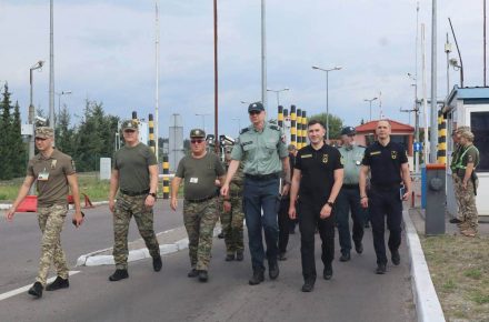 Украина и Польша готовят автомобильные пункты пропуска к возможному увеличению грузопотока