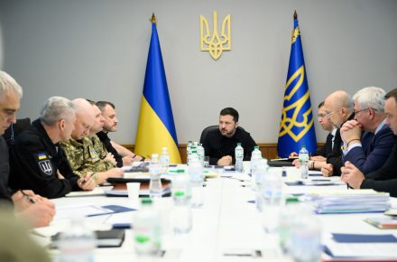 Зеленский провел Ставку по защите критической инфраструктуры и логистики от российских ударов