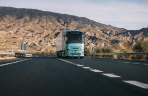 Volvo запустила серийное производство электрогрузовиков с запасом хода до 700 км