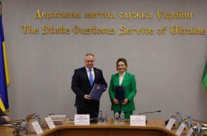 Митна та аудиторська служби України домовились про інформаційне співробітництво